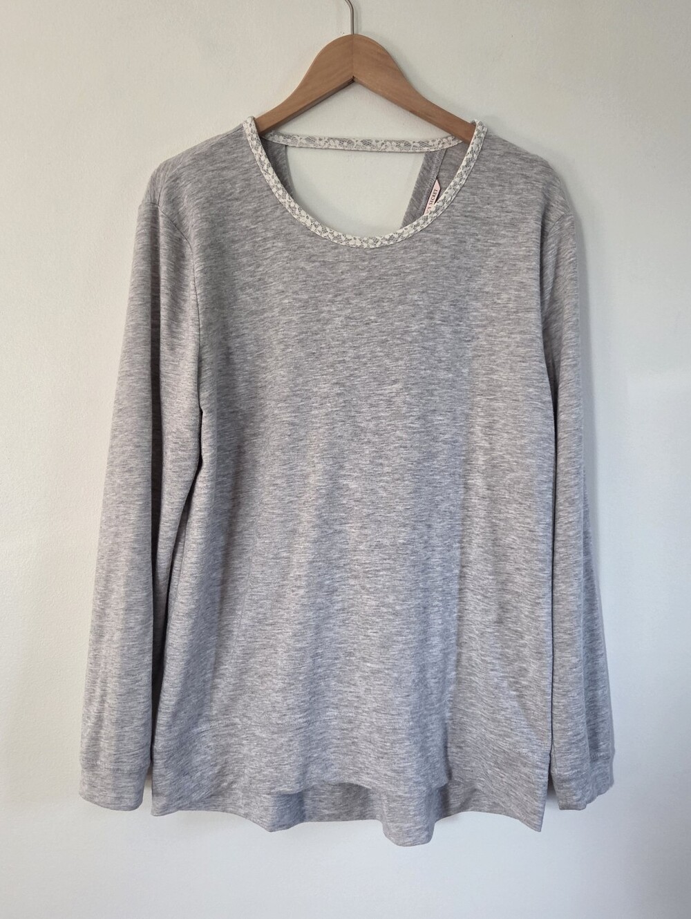 Victoria's Secret Pullover Top